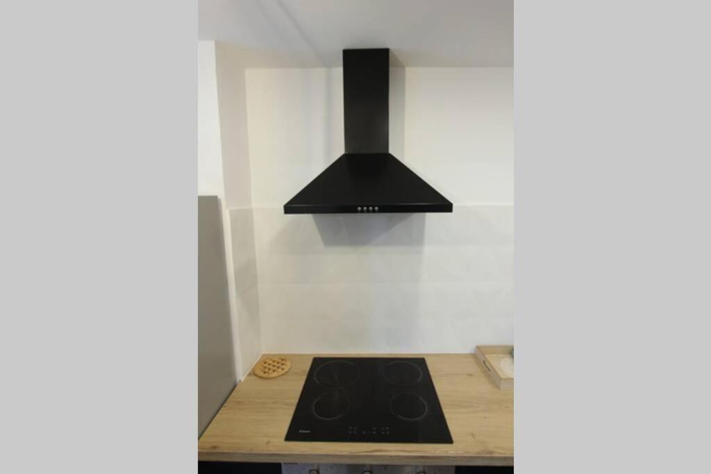 Appartement Centre De Valenciennes Entierement Equipe 64M2 Экстерьер фото